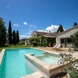 Vakantiehuis Mas Coeur De Provence Calme Luxe Grand Parc, Pernes-les-Fontaines