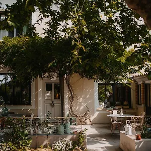 Bed & Breakfast Les Interieurs D'angele, Pernes-les-Fontaines